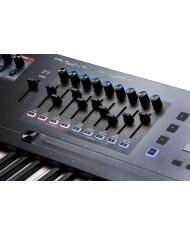 Kurzweil K2700 - Pian Digital