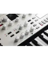 Korg KingKORG NEO - Sintetizator
