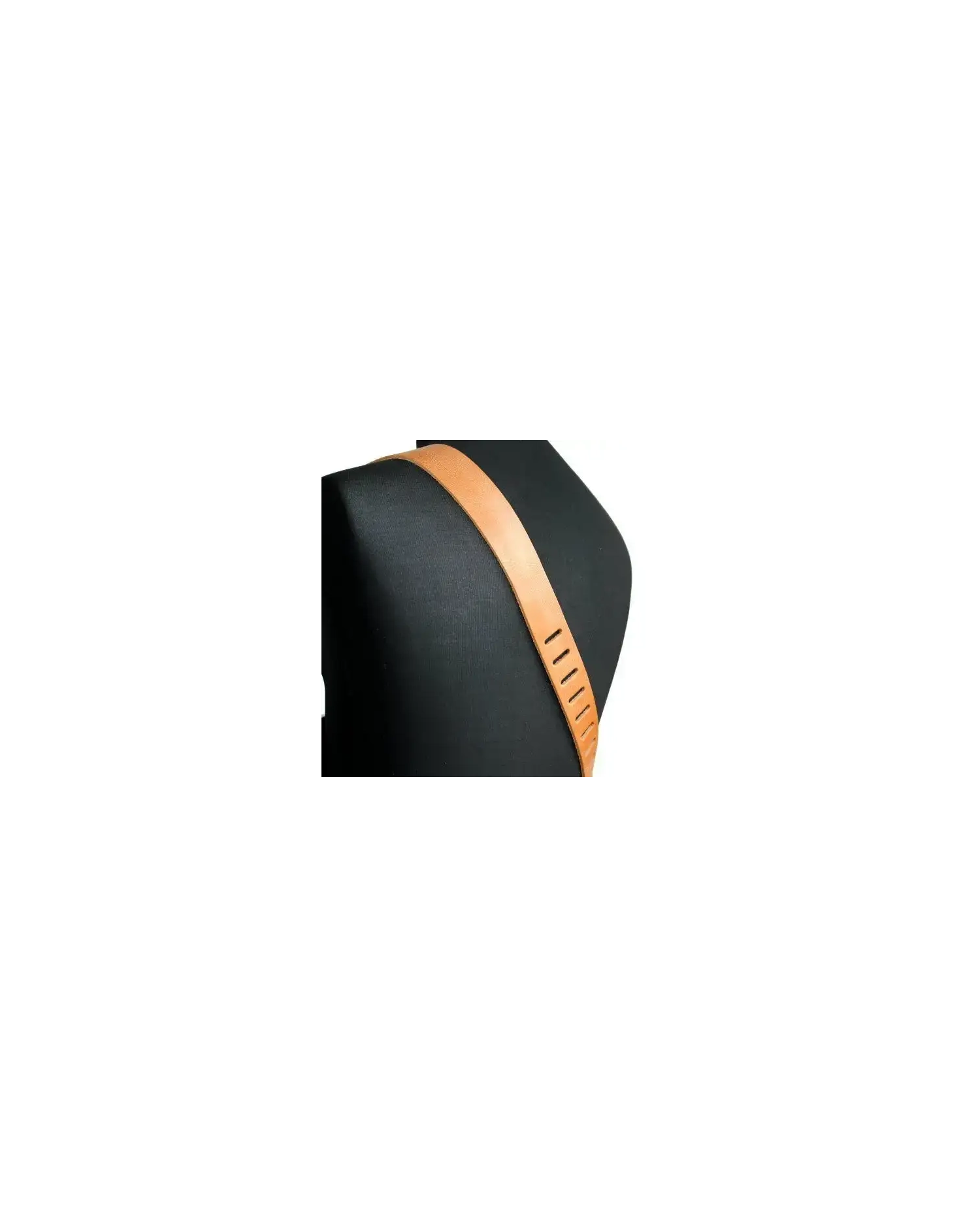 Richter Raw I Punch Saddle 1132 - CUREA CHITARA