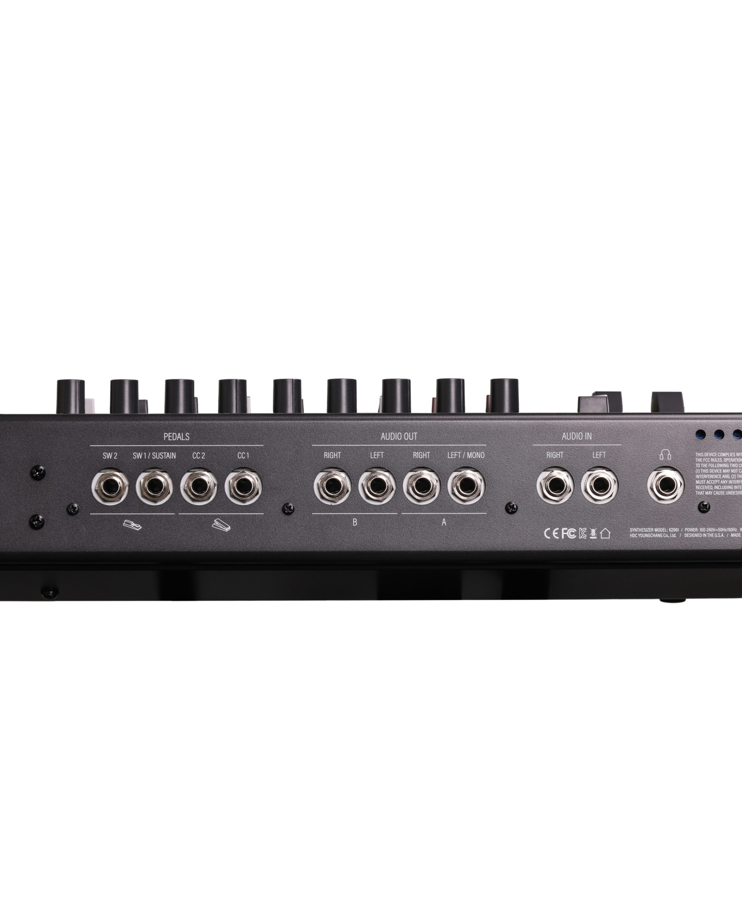 Kurzweil K2061 - Sintetizator